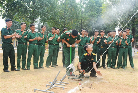 TẾT QUÂN NHÂN, XUÂN CHIẾN SĨ VÀ ĐỘI QUÂN VĂN HÓA
